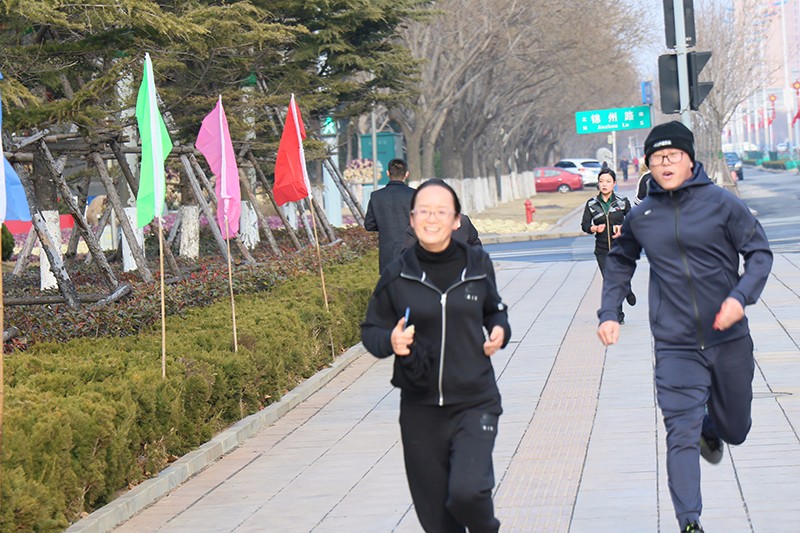 聯(lián)橋集團(tuán)2019春季越野賽燃情開賽(圖5) 聯(lián)橋集團(tuán)2019春季越野賽燃情開賽(圖5)
